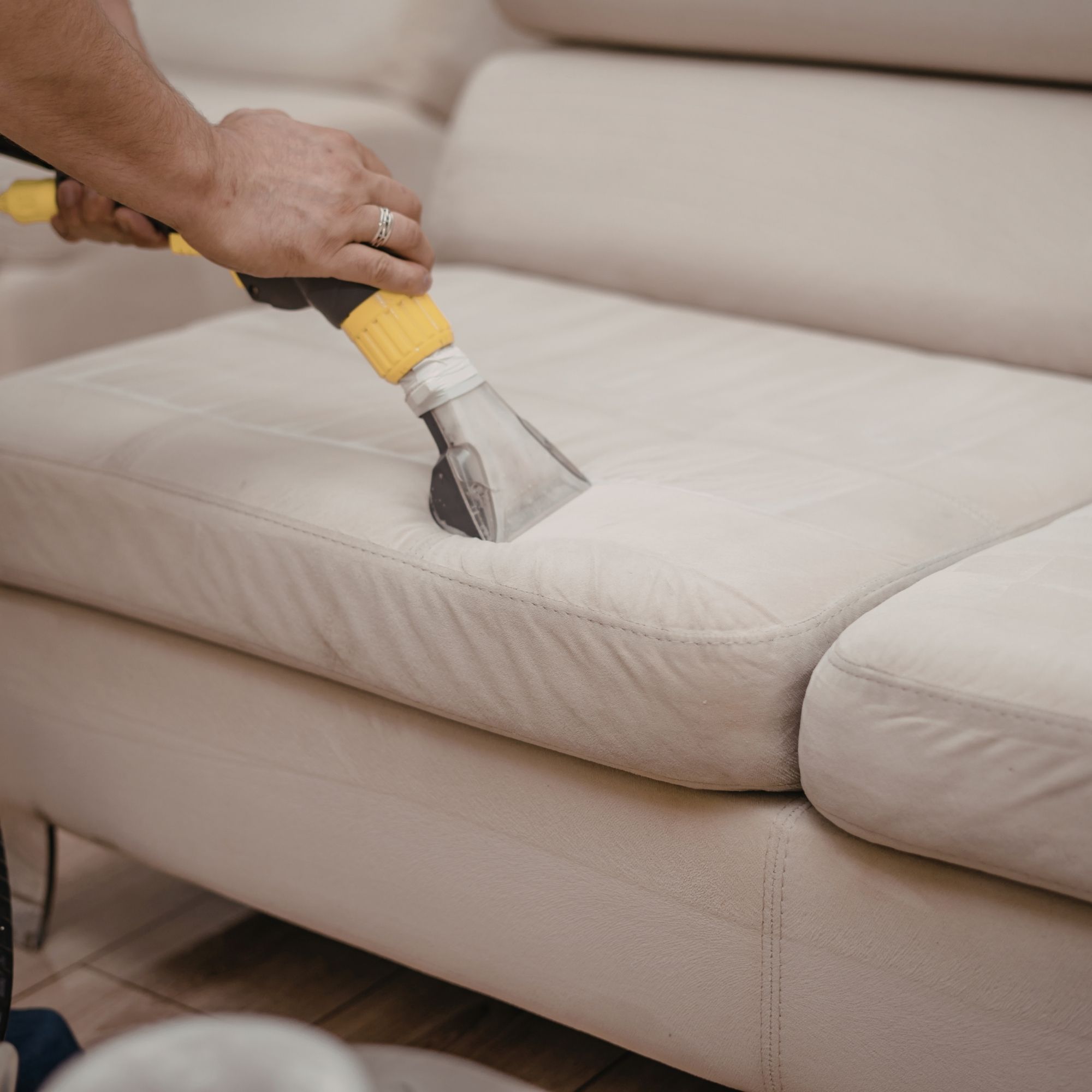 Grand ménage professionnel effectué par Bon Ménage dans une maison à Québec.